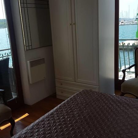 Apartment Sara Pirovac Esterno foto