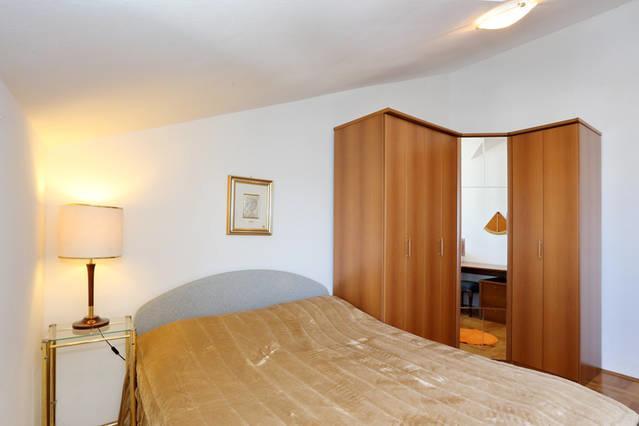 Apartment Sara Pirovac Esterno foto