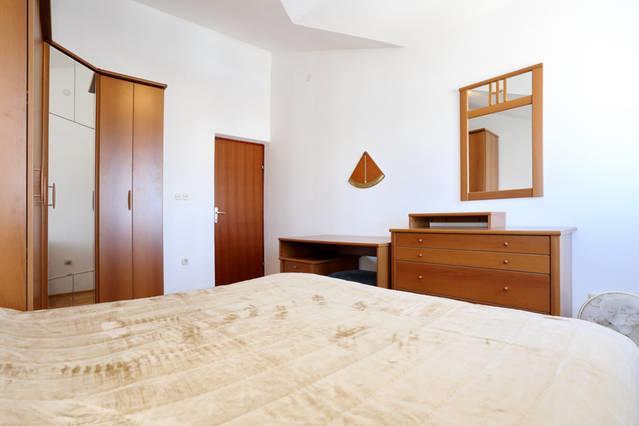 Apartment Sara Pirovac Esterno foto