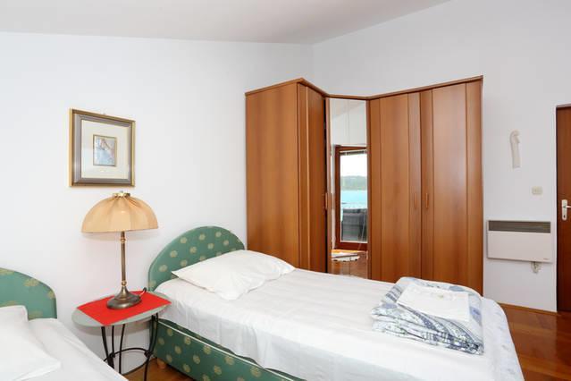 Apartment Sara Pirovac Esterno foto